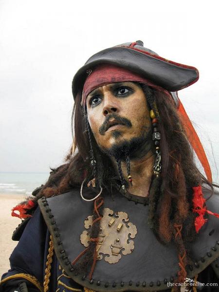Captain Jack Sparrow en samourai dans: Au bout du Monde